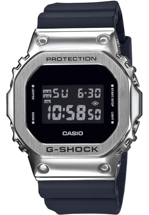 CASIO GM-5600-1ER